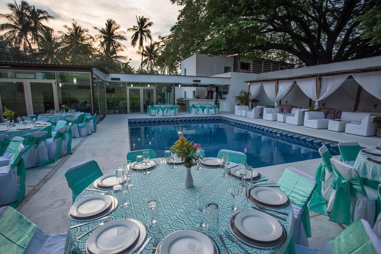 Hotel Santa Cruz Tehuantepec Santo Domingo Tehuantepec Exterior photo